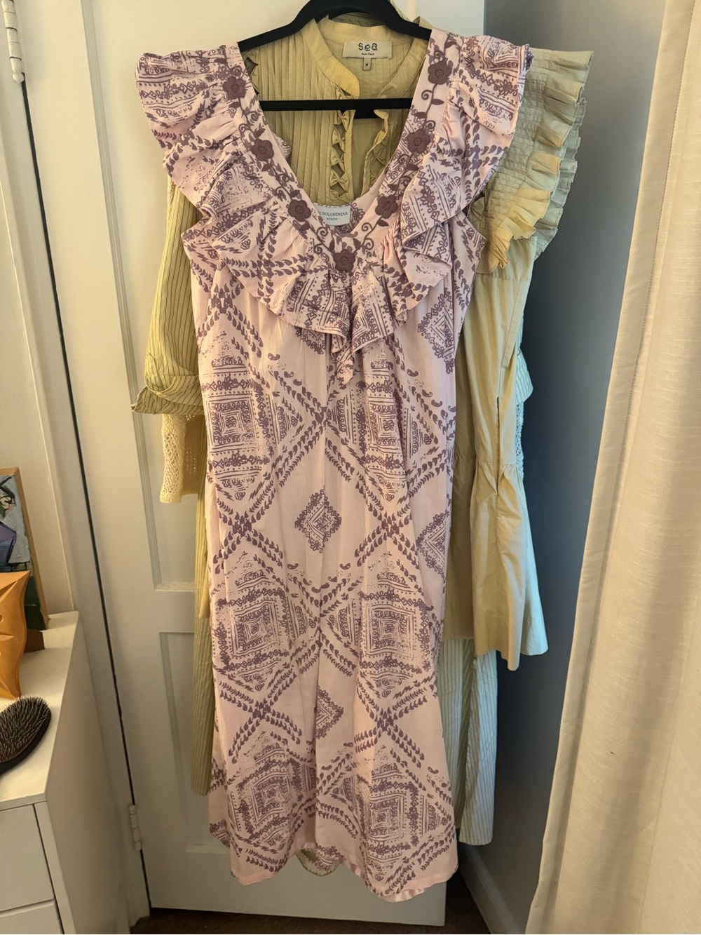 Mi Golondrina Pink Floral Embroidered V-Neck Top